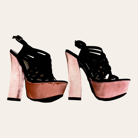 Liliana Vintage 90s Pink Satin and Black Super High Heel Platforms - Picture 3 of 4